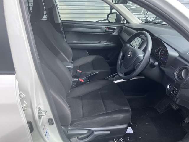 トヨタ カローラフィールダー １．５ ＥＸ ４ＷＤ R2年 () 99