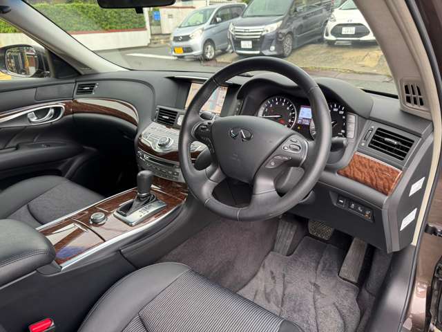 日産 フーガ ２．５ ２５０ＧＴ H27年 () 99