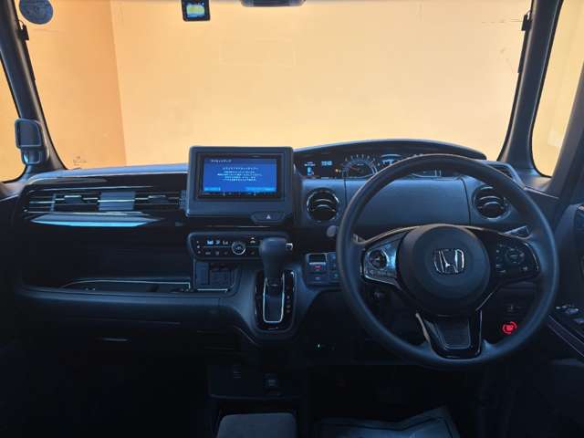 ホンダ Ｎ　ＢＯＸ カスタム ６６０ Ｌ R5年 () 99
