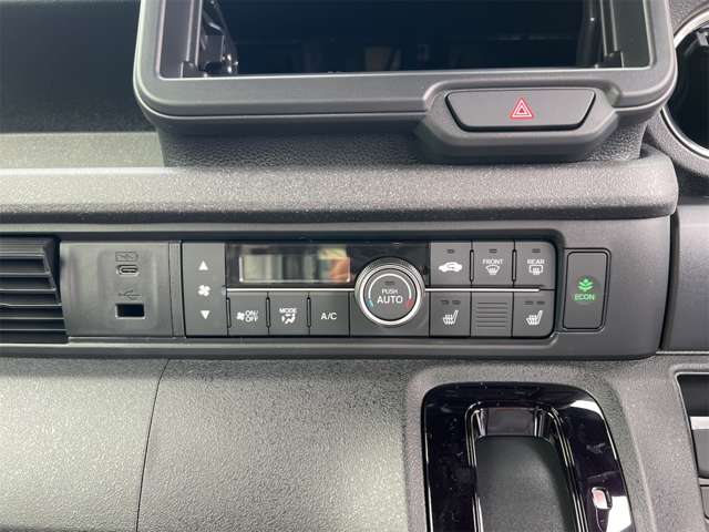 ホンダ Ｎ　ＢＯＸ カスタム ６６０ R8年 (近畿) 99