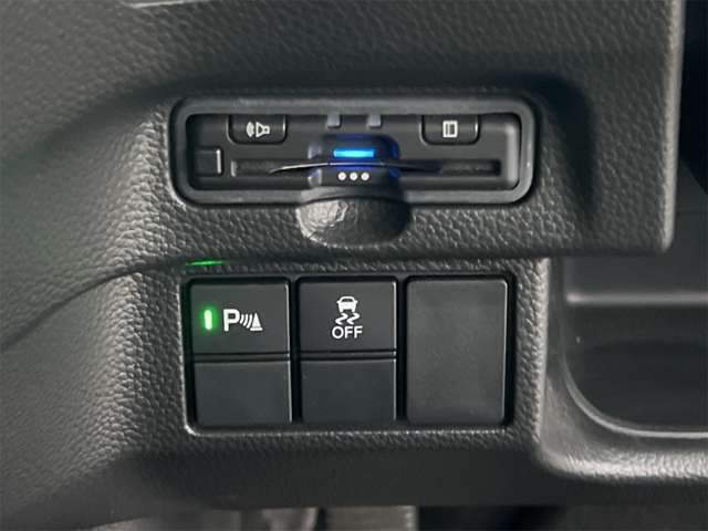 ホンダ Ｎ　ＢＯＸ カスタム ６６０ Ｌ R4年 (近畿) 99