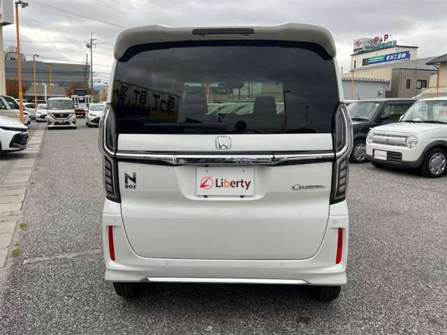 ホンダ Ｎ　ＢＯＸ カスタム ６６０ Ｌ R4年 (近畿) 99