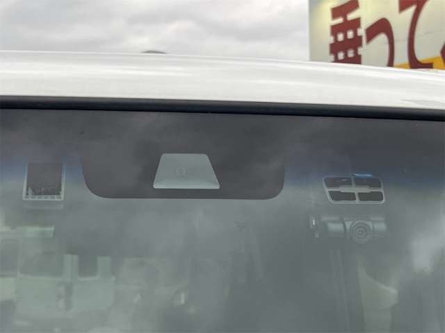 ホンダ Ｎ　ＢＯＸ カスタム ６６０ Ｌ R4年 (近畿) 99