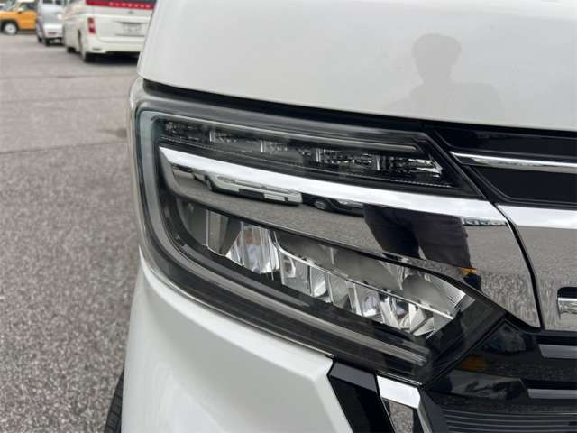 ホンダ Ｎ　ＢＯＸ カスタム ６６０ Ｌ R4年 (近畿) 99