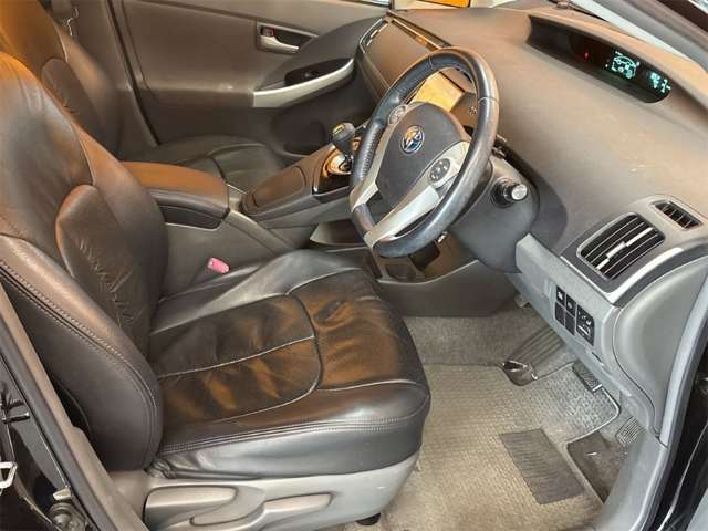 トヨタ プリウス １．８ Ｇ ツーリングセレクション H23年 (近畿) 99