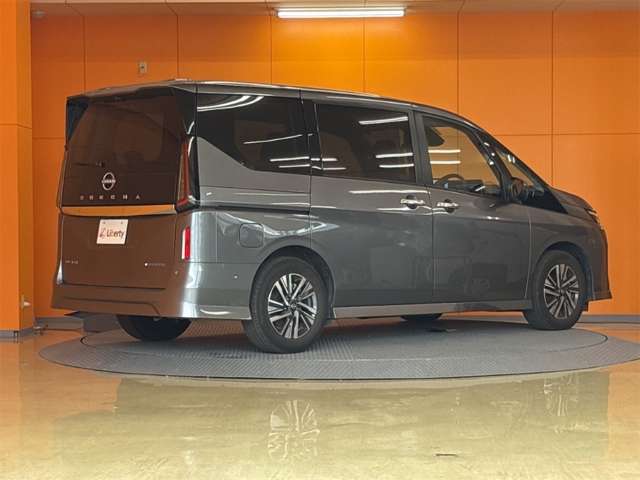 日産 セレナ １．４ Ｅ－ＰＯＷＥＲ ルキシオン R6年 (近畿) 99