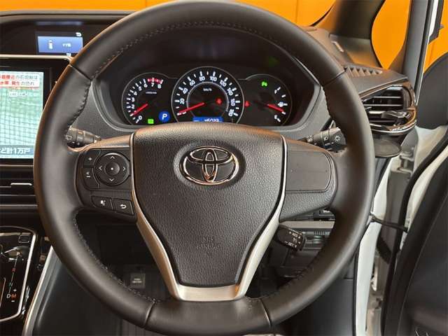 トヨタ ヴォクシー ２．０ ＺＳ 煌ＩＩ R2年 (近畿) 99