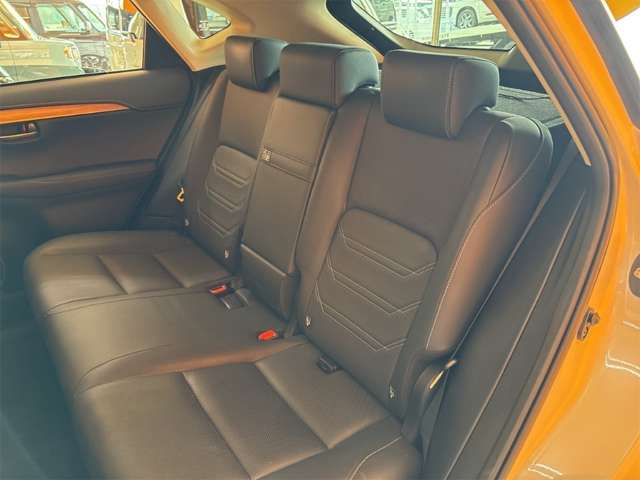 レクサス ＮＸ３００ｈ バージョンＬ H27年 (近畿) 99
