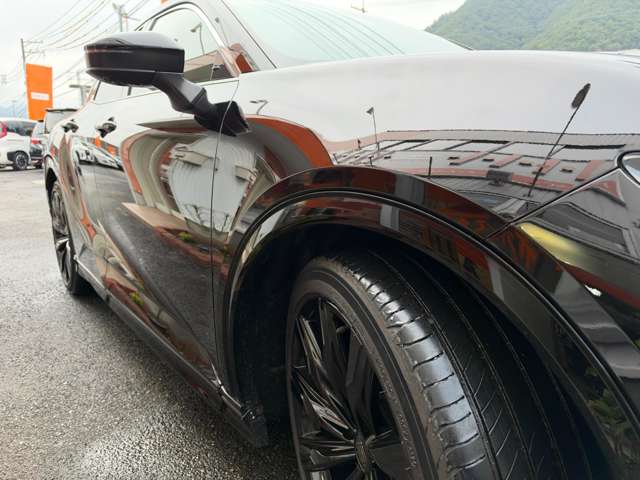 トヨタ クラウン　スポーツ　ハイブリッド ２．５ Ｚ Ｅ－ＦＯＵＲ ４ＷＤ R6年 (中国) 99