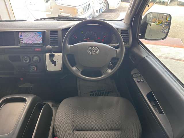 トヨタ ハイエースバン ２．７ ＤＸ ロング ミドルルーフ H28年 (四国) 99