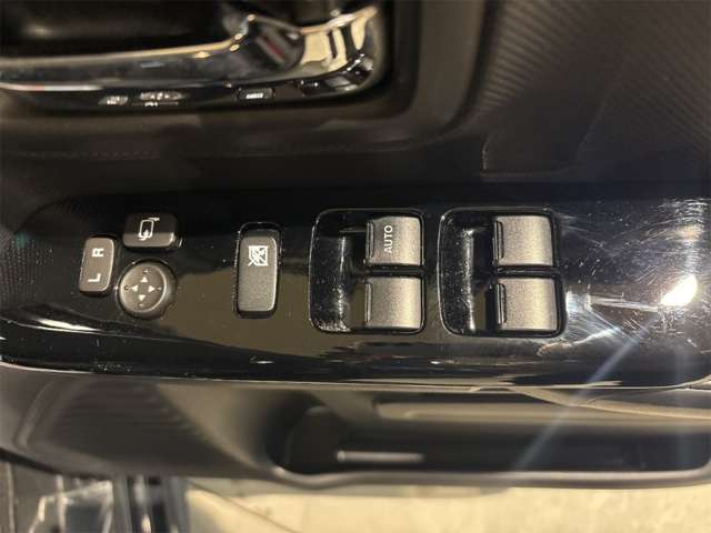 スズキ スペーシア　ギア ６６０ カスタム ハイブリッド ＸＳターボ R3年 () 99