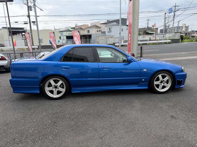 日産 スカイライン ２．５ ２５ＧＴ－Ｖ H13年 (近畿) 99