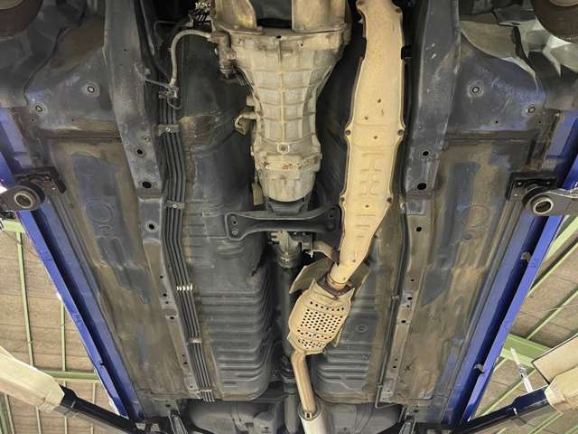 日産 スカイライン ２．５ ２５ＧＴ－Ｖ H13年 (近畿) 99