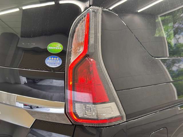 日産 セレナ ２．０ Ｘ Ｖセレクション H30年 () 99