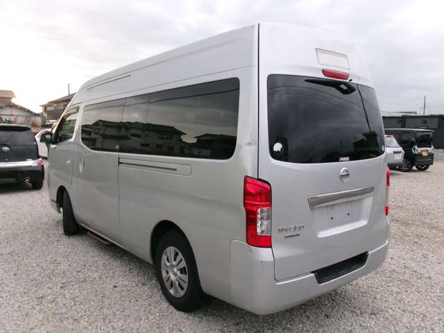 日産 ＮＶ３５０キャラバン　ワゴン ２．５ ＧＸ（オートスライドドア付） ロングボディ 低床 H24年 () 99