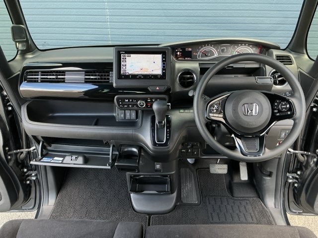 ホンダ Ｎ　ＢＯＸ カスタム ６６０ Ｌ R3年 (近畿) 99