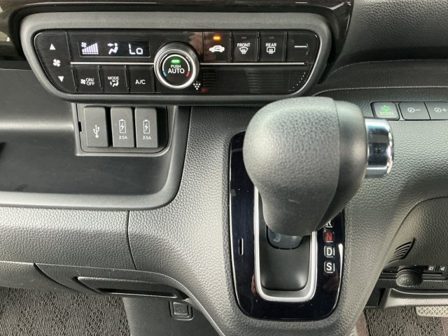 ホンダ Ｎ　ＢＯＸ カスタム ６６０ Ｇ Ｌ ターボ ホンダセンシング H30年 (近畿) 99