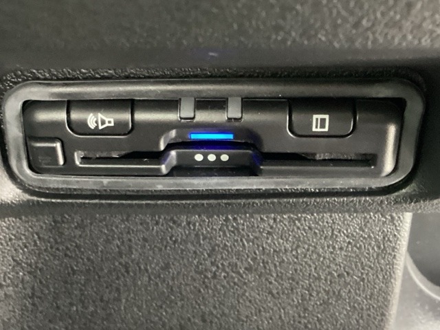 ホンダ Ｎ　ＢＯＸ カスタム ６６０ ターボ R8年 (近畿) 99