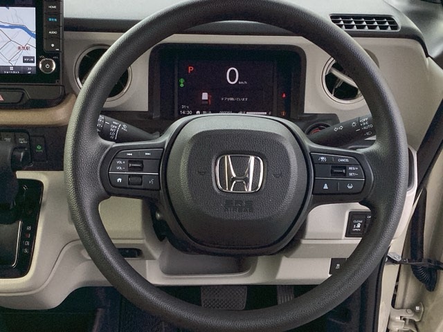 ホンダ Ｎ　ＢＯＸ ６６０ ファッションスタイル ２トーン ４ＷＤ R8年 (近畿) 99
