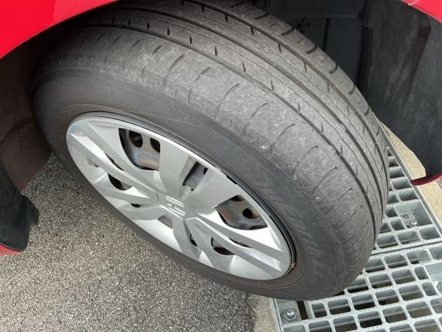 ホンダ フィット　ハイブリッド １．５ Ｅ：ＨＥＶ ホーム R4年 (近畿) 99