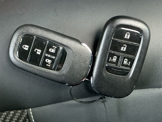 ホンダ Ｎ　ＢＯＸ カスタム ６６０ ターボ コーディネートスタイル モノトーン R5年 (近畿) 99