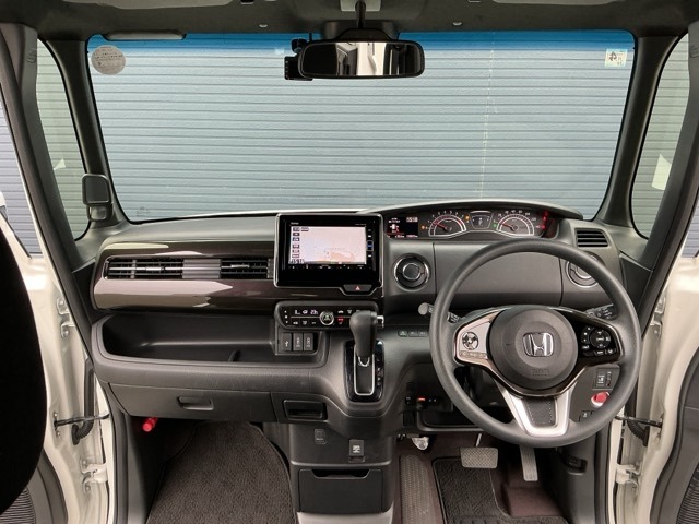 ホンダ Ｎ　ＢＯＸ カスタム ６６０ Ｇ Ｌ ホンダセンシング ４ＷＤ R1年 (近畿) 99