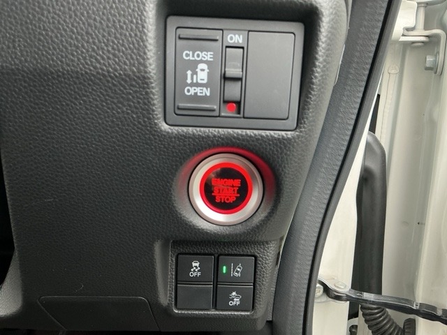 ホンダ Ｎ　ＢＯＸ カスタム ６６０ Ｇ Ｌ ホンダセンシング ４ＷＤ R1年 (近畿) 99