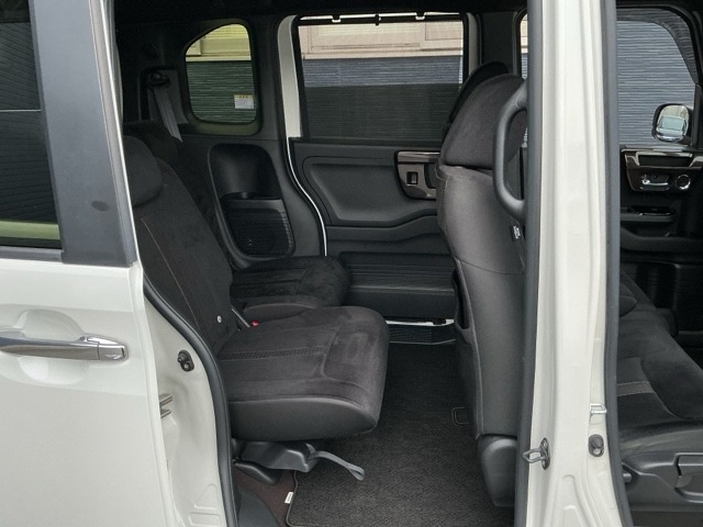 ホンダ Ｎ　ＢＯＸ カスタム ６６０ Ｇ Ｌ ホンダセンシング ４ＷＤ R1年 (近畿) 99