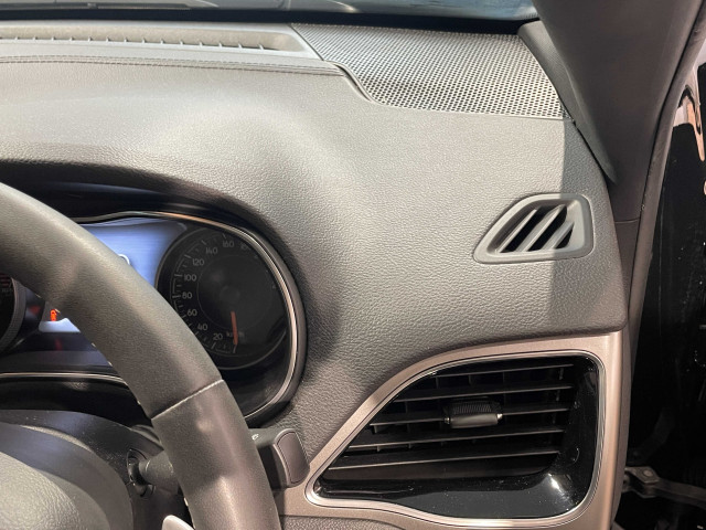 ジープ チェロキー ８０ＴＨ アニバーサリー エディション ４ＷＤ R4年 () 99