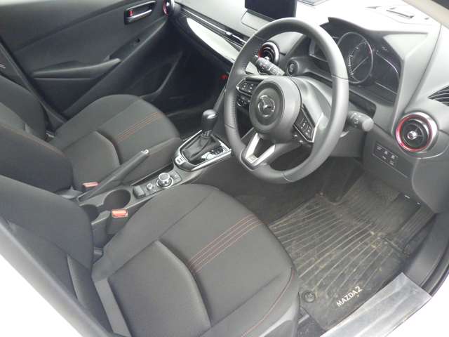 マツダ ＭＡＺＤＡ２ １．５ １５スポルト R7年 (関東) 99