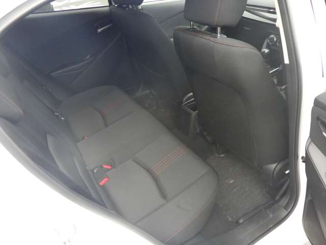 マツダ ＭＡＺＤＡ２ １．５ １５スポルト R7年 (関東) 99