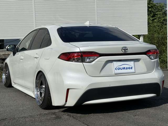 トヨタ カローラ １．８ Ｓ R1年 (関東) 99