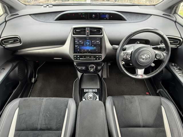 トヨタ プリウスＰＨＶ １．８ Ｓ ＧＲ スポーツ R2年 (関東) 99