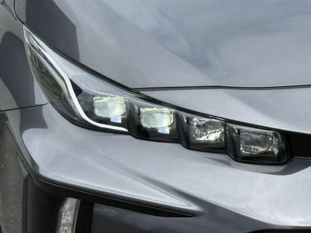 トヨタ プリウスＰＨＶ １．８ Ｓ ＧＲ スポーツ R2年 (関東) 99
