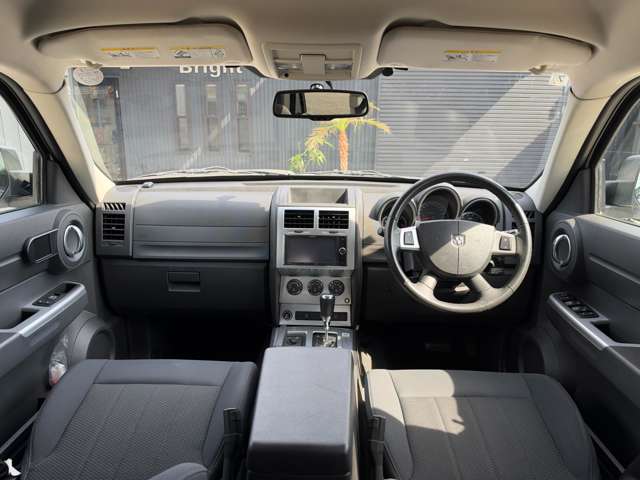 ダッジ ナイトロ ＳＸＴ H24年 (関東) 99