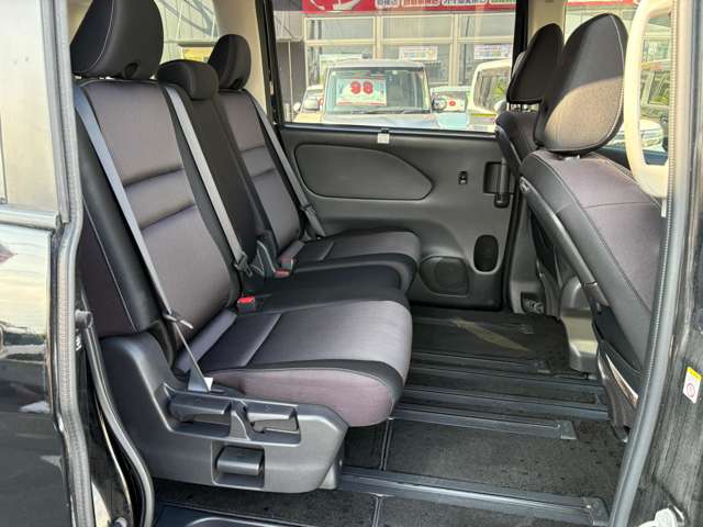 日産 セレナ ２．０ ハイウェイスター H29年 (九州・沖縄) 99