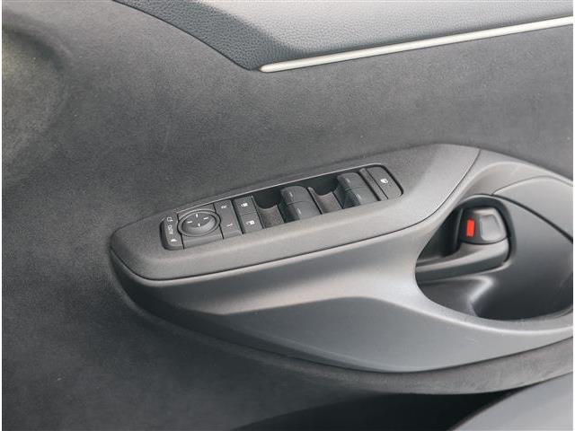 トヨタ ヤリス １．５ Ｘ ４ＷＤ R7年 (東海) 99