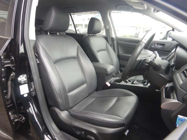 スバル レガシィアウトバック ２．５ リミテッド ４ＷＤ H27年 (東海) 99