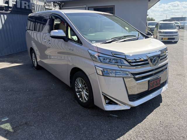 トヨタ ヴェルファイア　ハイブリッド ハイブリッド ２．５ Ｖ Ｅ－ＦＯＵＲ ４ＷＤ H30年 () 99