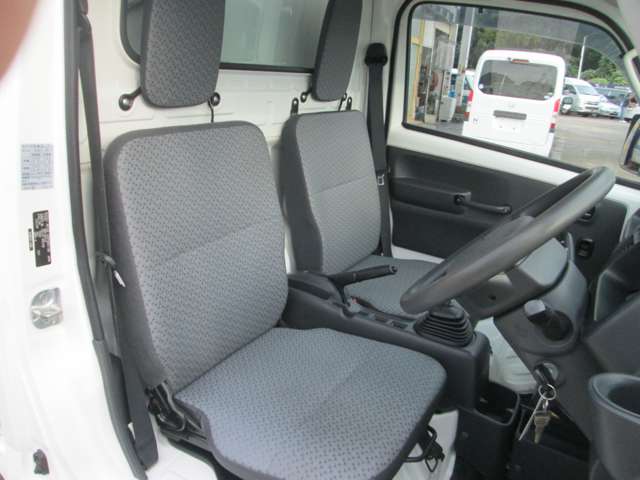 スズキ キャリイトラック ６６０ 冷凍車 １ＷＡＹ H27年 () 99