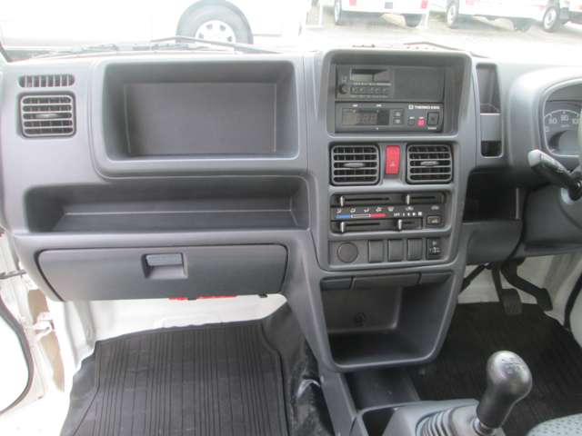 スズキ キャリイトラック ６６０ 冷凍車 １ＷＡＹ H27年 () 99