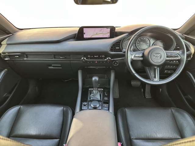 マツダ ＭＡＺＤＡ３　ファストバック ２．０ ２０Ｓ Ｌパッケージ R1年 (関東) 99