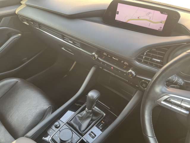 マツダ ＭＡＺＤＡ３　ファストバック ２．０ ２０Ｓ Ｌパッケージ R1年 (関東) 99