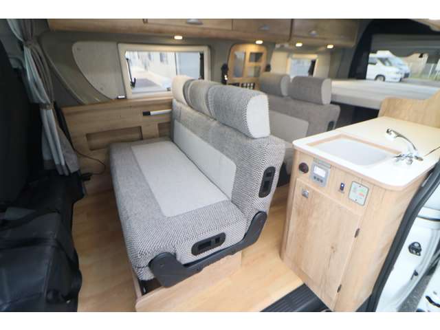 トヨタ ハイエースバン ナッツＲＶ R5年 () 99