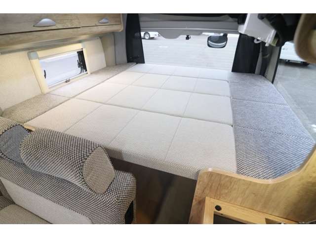 トヨタ ハイエースバン ナッツＲＶ R5年 () 99
