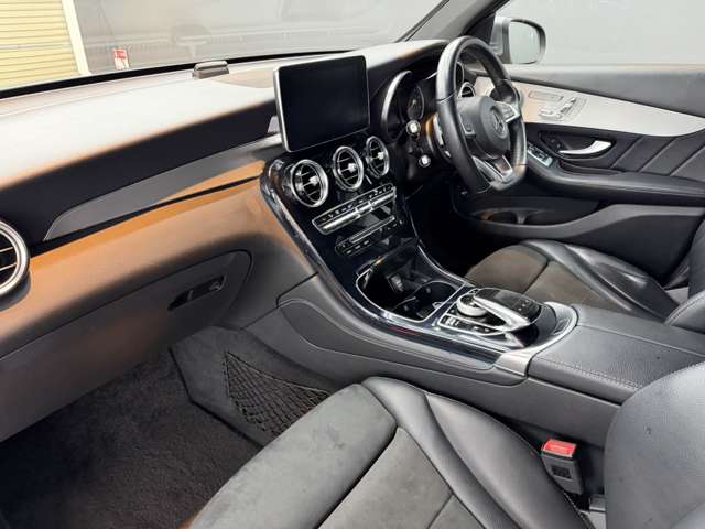 メルセデスベンツ ＧＬＣクラス ２２０ Ｄ ４マチック スポーツ ディーゼルターボ ４ＷＤ H30年 () 99