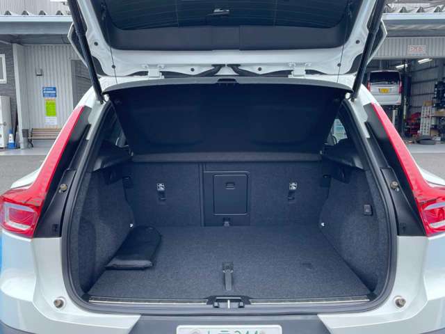 ボルボ ＸＣ４０ Ｂ４ ＡＷＤ インスクリプション ４ＷＤ R4年 (関東) 99