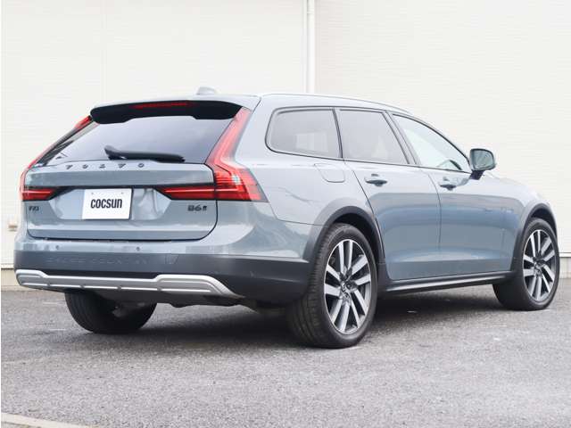 ボルボ Ｖ９０クロスカントリー Ｂ６ ＡＷＤ プロ ４ＷＤ R3年 () 99