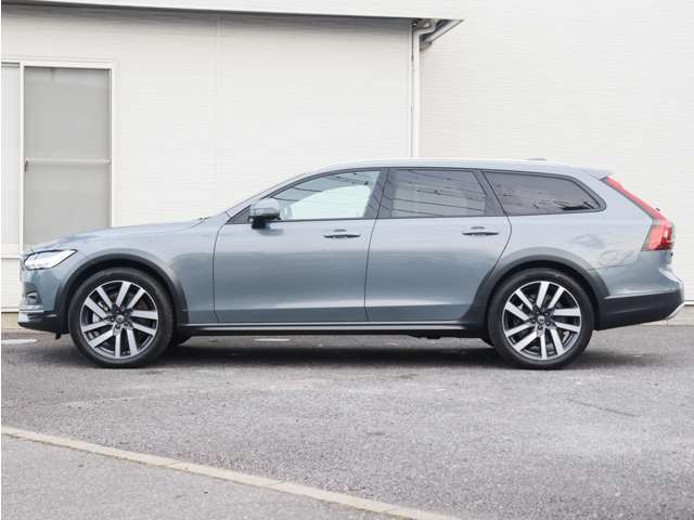 ボルボ Ｖ９０クロスカントリー Ｂ６ ＡＷＤ プロ ４ＷＤ R3年 () 99
