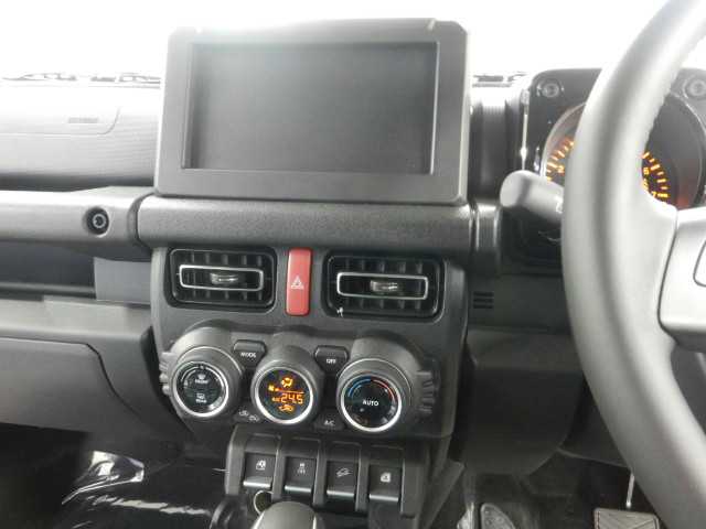 スズキ ジムニー　ノマド １．５ ＦＣ ４ＷＤ R7年 () 99